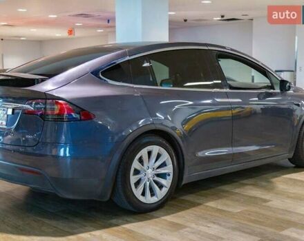 Серый Тесла Модель Х, объемом двигателя 0 л и пробегом 60 тыс. км за 7900 $, фото 4 на Automoto.ua