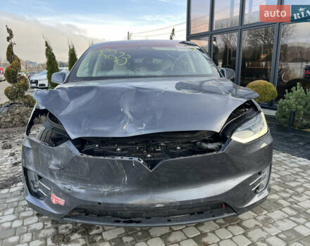 Серый Тесла Модель Х, объемом двигателя 0 л и пробегом 96 тыс. км за 16900 $, фото 10 на Automoto.ua