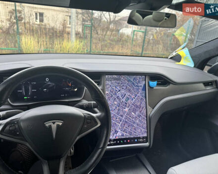 Сірий Тесла Модель Х, об'ємом двигуна 0 л та пробігом 102 тис. км за 31800 $, фото 3 на Automoto.ua