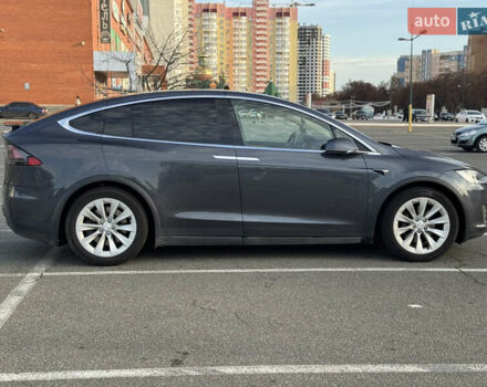 Серый Тесла Модель Х, объемом двигателя 0 л и пробегом 233 тыс. км за 17500 $, фото 32 на Automoto.ua