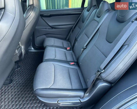 Серый Тесла Модель Х, объемом двигателя 0 л и пробегом 177 тыс. км за 21000 $, фото 11 на Automoto.ua