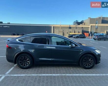 Сірий Тесла Модель Х, об'ємом двигуна 0 л та пробігом 170 тис. км за 23500 $, фото 19 на Automoto.ua