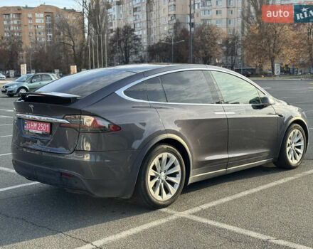 Серый Тесла Модель Х, объемом двигателя 0 л и пробегом 233 тыс. км за 17500 $, фото 14 на Automoto.ua