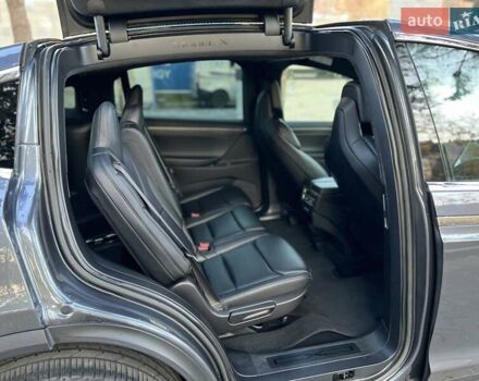 Серый Тесла Модель Х, объемом двигателя 0 л и пробегом 144 тыс. км за 28950 $, фото 21 на Automoto.ua