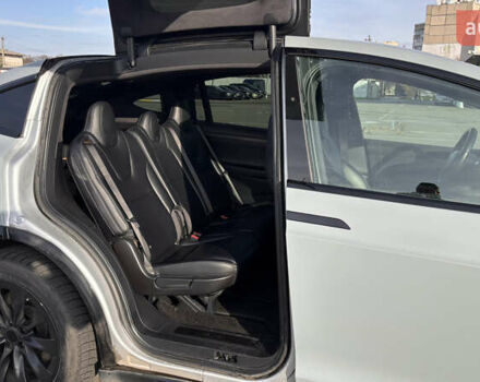 Сірий Тесла Модель Х, об'ємом двигуна 0 л та пробігом 102 тис. км за 29800 $, фото 20 на Automoto.ua