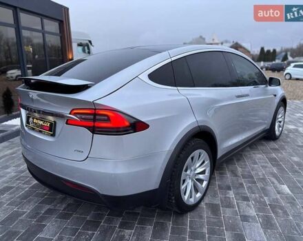 Сірий Тесла Модель Х, об'ємом двигуна 0 л та пробігом 84 тис. км за 23999 $, фото 9 на Automoto.ua