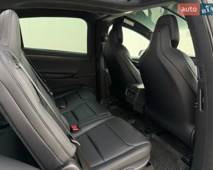 Серый Тесла Модель Х, объемом двигателя 0 л и пробегом 140 тыс. км за 21900 $, фото 15 на Automoto.ua