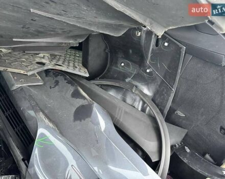 Серый Тесла Модель Х, объемом двигателя 0 л и пробегом 123 тыс. км за 20000 $, фото 15 на Automoto.ua