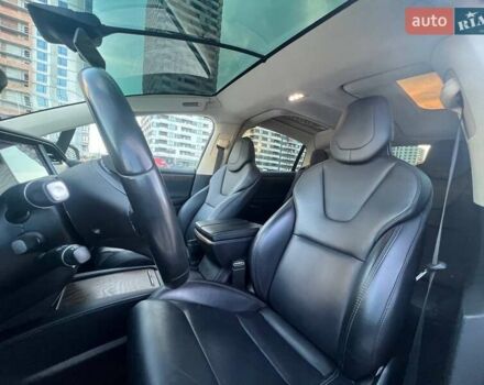 Сірий Тесла Модель Х, об'ємом двигуна 0 л та пробігом 170 тис. км за 23500 $, фото 9 на Automoto.ua