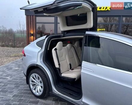 Сірий Тесла Модель Х, об'ємом двигуна 0 л та пробігом 84 тис. км за 23999 $, фото 24 на Automoto.ua