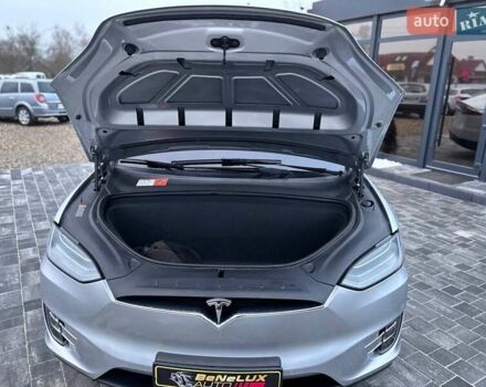 Сірий Тесла Модель Х, об'ємом двигуна 0 л та пробігом 84 тис. км за 23999 $, фото 31 на Automoto.ua