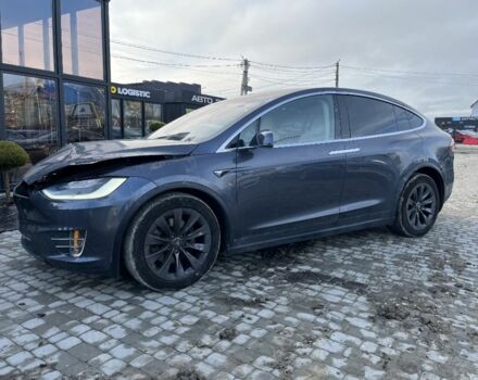 Серый Тесла Модель Х, объемом двигателя 0 л и пробегом 96 тыс. км за 16900 $, фото 13 на Automoto.ua