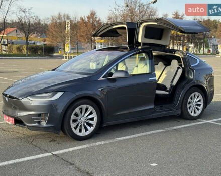 Серый Тесла Модель Х, объемом двигателя 0 л и пробегом 233 тыс. км за 17500 $, фото 22 на Automoto.ua