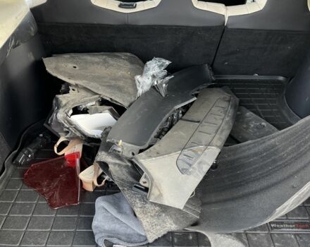 Серый Тесла Модель Х, объемом двигателя 0 л и пробегом 96 тыс. км за 16900 $, фото 18 на Automoto.ua