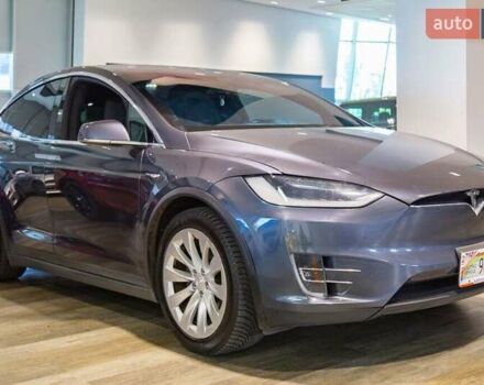 Серый Тесла Модель Х, объемом двигателя 0 л и пробегом 60 тыс. км за 7900 $, фото 1 на Automoto.ua