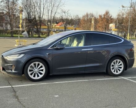 Серый Тесла Модель Х, объемом двигателя 0 л и пробегом 233 тыс. км за 17500 $, фото 8 на Automoto.ua