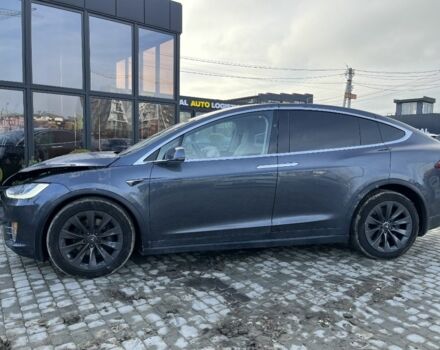 Серый Тесла Модель Х, объемом двигателя 0 л и пробегом 96 тыс. км за 16900 $, фото 5 на Automoto.ua