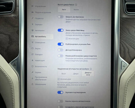 Сірий Тесла Модель Х, об'ємом двигуна 0 л та пробігом 107 тис. км за 30500 $, фото 40 на Automoto.ua