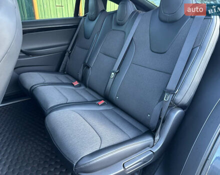 Серый Тесла Модель Х, объемом двигателя 0 л и пробегом 177 тыс. км за 21000 $, фото 12 на Automoto.ua