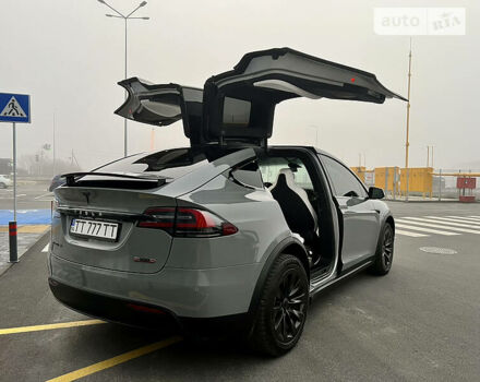 Сірий Тесла Модель Х, об'ємом двигуна 0 л та пробігом 81 тис. км за 77777 $, фото 22 на Automoto.ua