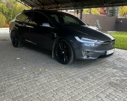 Серый Тесла Модель Х, объемом двигателя 0 л и пробегом 153 тыс. км за 25000 $, фото 1 на Automoto.ua