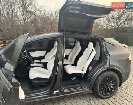 Сірий Тесла Модель Х, об'ємом двигуна 0 л та пробігом 102 тис. км за 31800 $, фото 1 на Automoto.ua