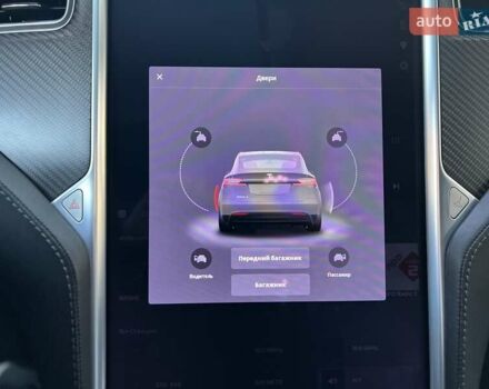 Серый Тесла Модель Х, объемом двигателя 0 л и пробегом 144 тыс. км за 28950 $, фото 38 на Automoto.ua