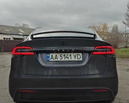 Серый Тесла Модель Х, объемом двигателя 0 л и пробегом 67 тыс. км за 35000 $, фото 4 на Automoto.ua