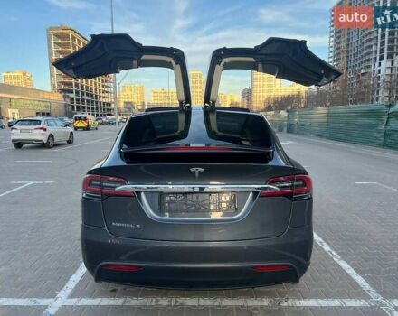 Сірий Тесла Модель Х, об'ємом двигуна 0 л та пробігом 170 тис. км за 23500 $, фото 4 на Automoto.ua