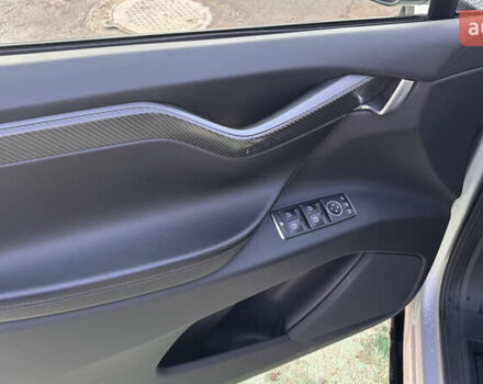 Сірий Тесла Модель Х, об'ємом двигуна 0 л та пробігом 102 тис. км за 29800 $, фото 19 на Automoto.ua