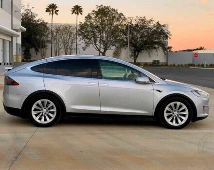 Сірий Тесла Модель Х, об'ємом двигуна 0 л та пробігом 32 тис. км за 7900 $, фото 5 на Automoto.ua