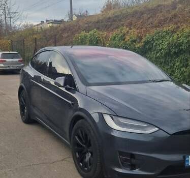 Серый Тесла Модель Х, объемом двигателя 0 л и пробегом 119 тыс. км за 28900 $, фото 1 на Automoto.ua