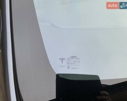Серый Тесла Модель Х, объемом двигателя 0 л и пробегом 92 тыс. км за 26499 $, фото 10 на Automoto.ua