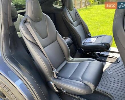 Серый Тесла Модель Х, объемом двигателя 0 л и пробегом 48 тыс. км за 62000 $, фото 11 на Automoto.ua