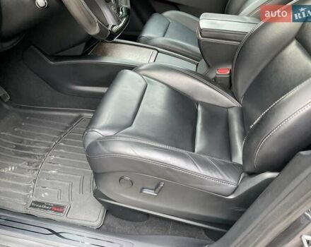 Серый Тесла Модель Х, объемом двигателя 0 л и пробегом 92 тыс. км за 26499 $, фото 14 на Automoto.ua