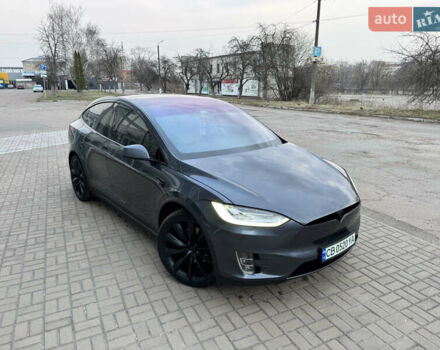 Серый Тесла Модель Х, объемом двигателя 0 л и пробегом 114 тыс. км за 43350 $, фото 4 на Automoto.ua