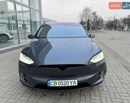 Серый Тесла Модель Х, объемом двигателя 0 л и пробегом 114 тыс. км за 43350 $, фото 5 на Automoto.ua