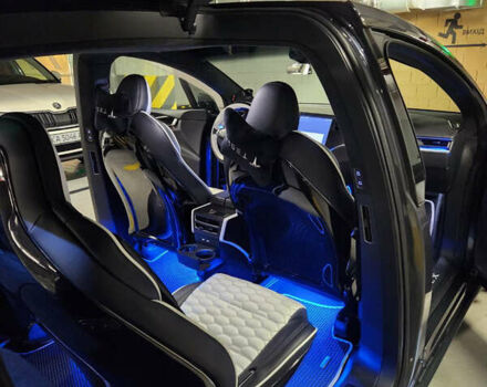 Сірий Тесла Модель Х, об'ємом двигуна 0 л та пробігом 38 тис. км за 37000 $, фото 14 на Automoto.ua