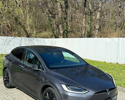 Сірий Тесла Модель Х, об'ємом двигуна 0 л та пробігом 91 тис. км за 52199 $, фото 9 на Automoto.ua
