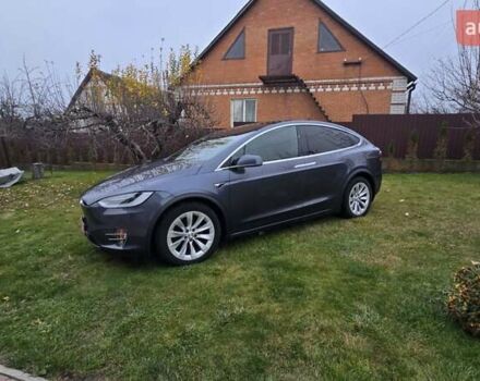 Серый Тесла Модель Х, объемом двигателя 0 л и пробегом 48 тыс. км за 33500 $, фото 8 на Automoto.ua