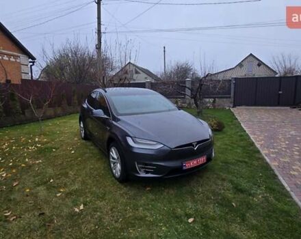 Серый Тесла Модель Х, объемом двигателя 0 л и пробегом 48 тыс. км за 33500 $, фото 4 на Automoto.ua