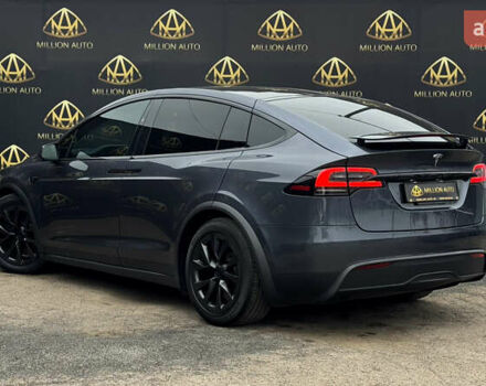 Серый Тесла Модель Х, объемом двигателя 0 л и пробегом 29 тыс. км за 47900 $, фото 4 на Automoto.ua