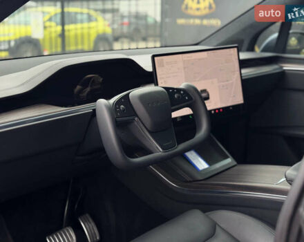 Серый Тесла Модель Х, объемом двигателя 0 л и пробегом 29 тыс. км за 47900 $, фото 11 на Automoto.ua