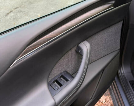 Сірий Тесла Модель Х, об'ємом двигуна 0 л та пробігом 29 тис. км за 47800 $, фото 13 на Automoto.ua