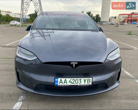 Серый Тесла Модель Х, объемом двигателя 0 л и пробегом 17 тыс. км за 46800 $, фото 2 на Automoto.ua