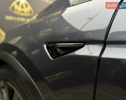 Серый Тесла Модель Х, объемом двигателя 0 л и пробегом 29 тыс. км за 47900 $, фото 10 на Automoto.ua