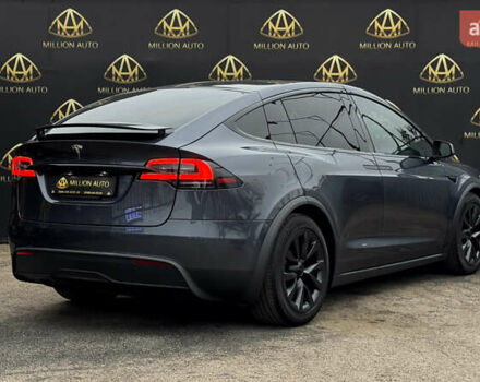 Серый Тесла Модель Х, объемом двигателя 0 л и пробегом 29 тыс. км за 47900 $, фото 7 на Automoto.ua