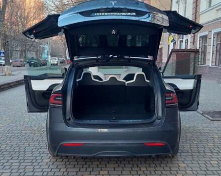 Серый Тесла Модель Х, объемом двигателя 0 л и пробегом 5 тыс. км за 52999 $, фото 65 на Automoto.ua