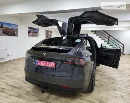 Сірий Тесла Модель Х, об'ємом двигуна 0 л та пробігом 38 тис. км за 54800 $, фото 42 на Automoto.ua