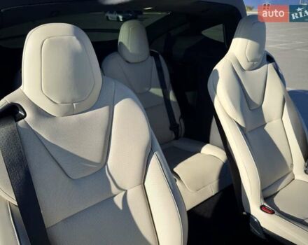 Сірий Тесла Модель Х, об'ємом двигуна 0 л та пробігом 20 тис. км за 57000 $, фото 5 на Automoto.ua